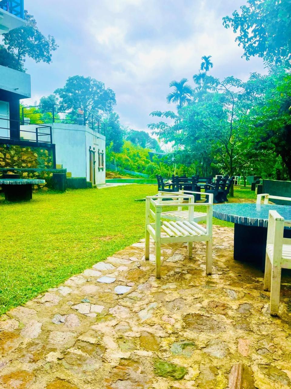 Hanthana Sk Paradise غامبولا المظهر الخارجي الصورة